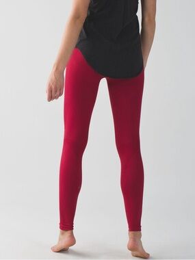 F134 LULULEMON Zone in Tights